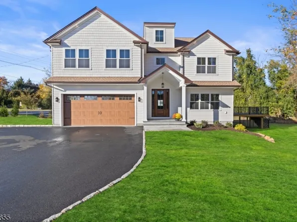 1 Willow Pl, East Hanover Twp., NJ 07936