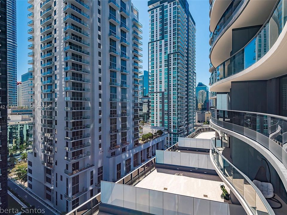 1st image of 1000 Brickell Plz #2009