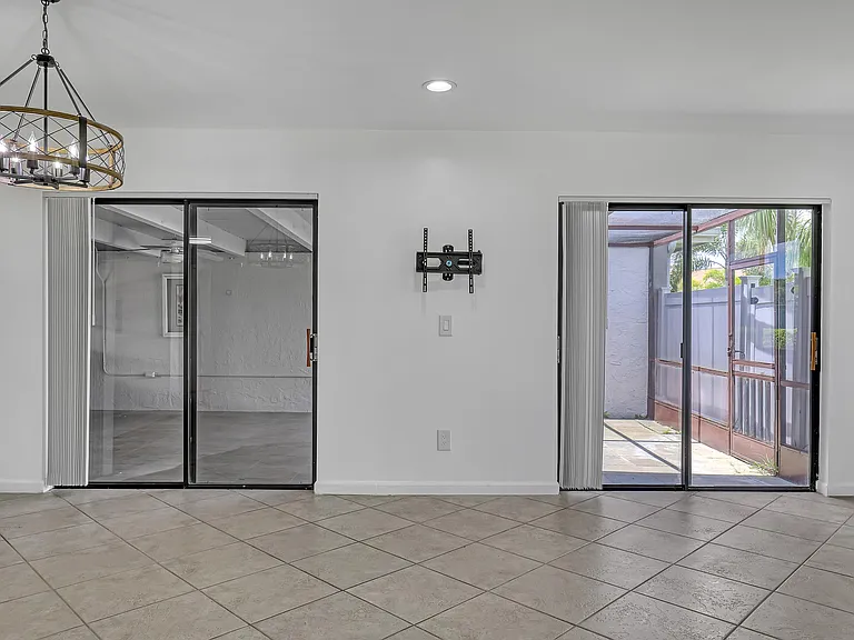 14735 Wildflower Ln — Photo 10