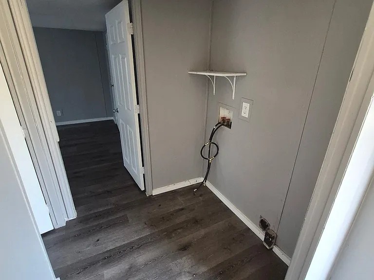 401 Decatur St — Photo 7