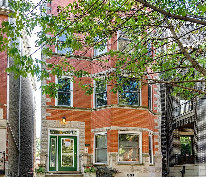 861 W Wrightwood Ave #3 — Photo 1