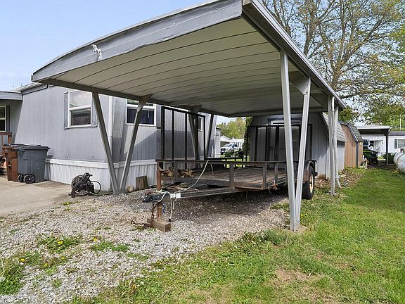 4th image of 8927 Columbus Rd Lot 28