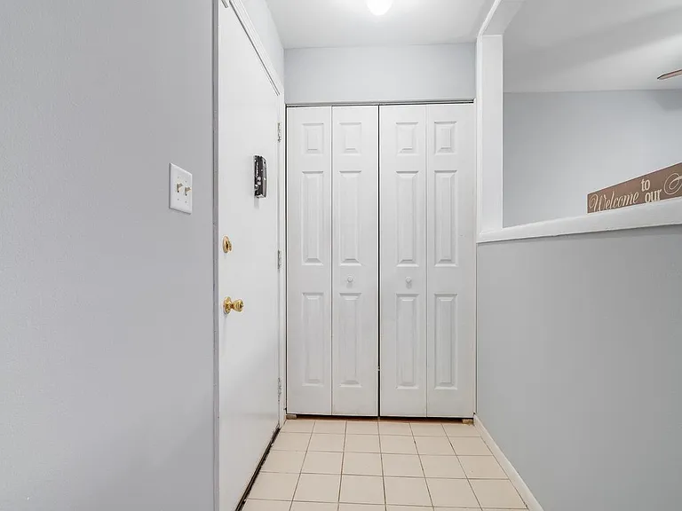 585 Hill Dr #315 — Photo 8