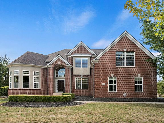2nd image of 4830 Chantry Dr