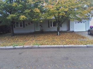 915 S 1st Ave, Albert Lea, MN 56007