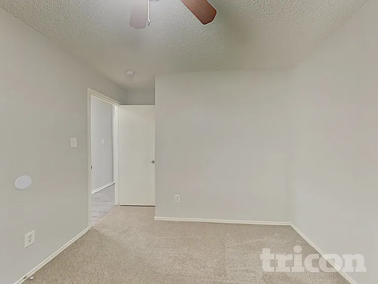 10525 Flamewood Dr — Photo 28