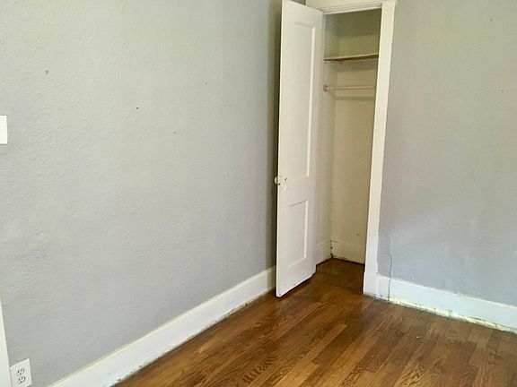 2nd image of 3538 Baltimore Ave APT 18