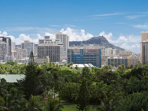 View towards Waikiki & Diamond Head