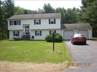 1st image of 3 Balsam Ln