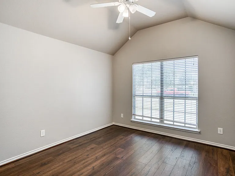 1404 Pillar Bluff Way — Photo 20