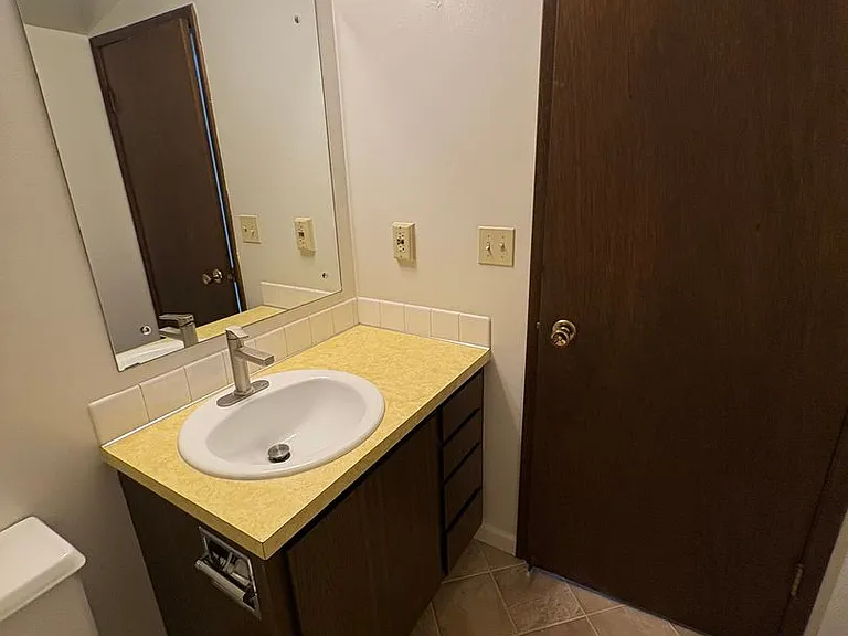 1110 S Walnut Pl — Photo 16