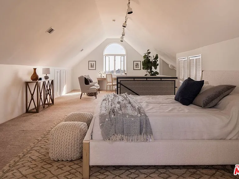 755 Luton Dr — Photo 35