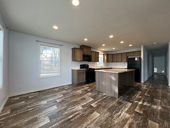 5th image of 105 20th St NW #292