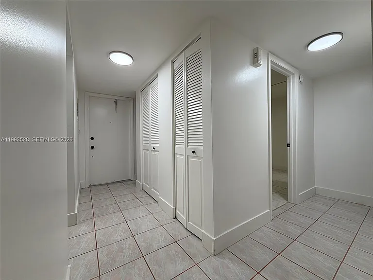 400 Commodore Dr #101 — Photo 3