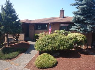 9037 39th Ave SW, Seattle, WA 98136