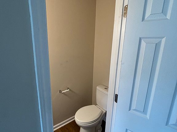 1/2 bath
