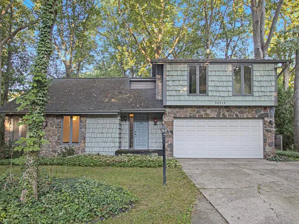 54513 Old Bedford Trl, Mishawaka, IN 46545