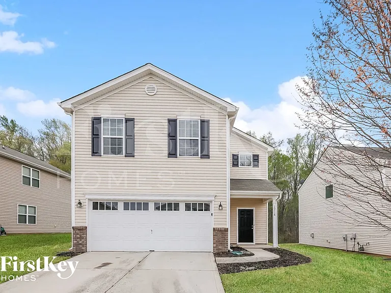 10118 Green Grass Rd — Photo 1
