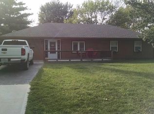 606 Hamblen Rd, Greenwood, MO 64034