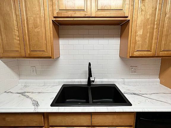 2nd image of 2160 Forest Knoll Dr NE APT 101
