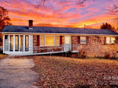 1930 Mountainbrook Dr, Gastonia, NC, 28052