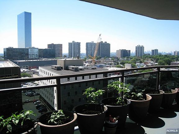 3rd image of 2077 Center Ave APT 12K