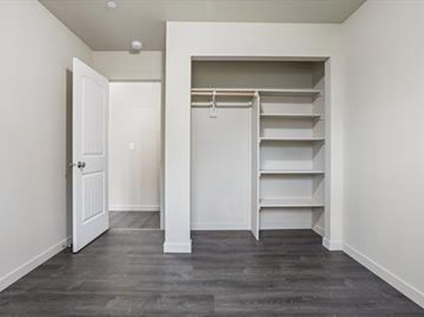 535 SE Sheridan St UNIT R, Sheridan, OR 97378