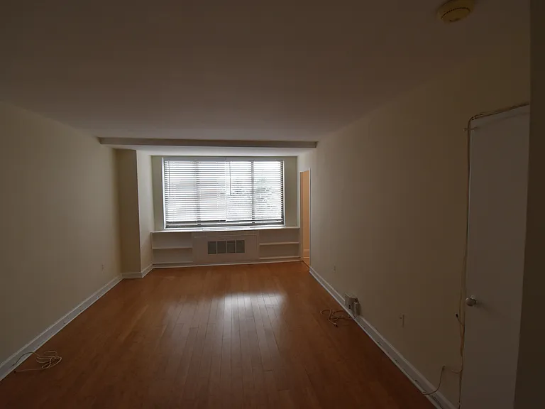 1121 Arlington Blvd #435 — Photo 6