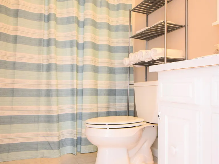 617 Plymouth Dr — Photo 13