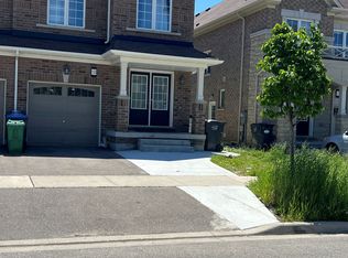 150 Golden Springs Dr, Brampton, ON L7A 4N7
