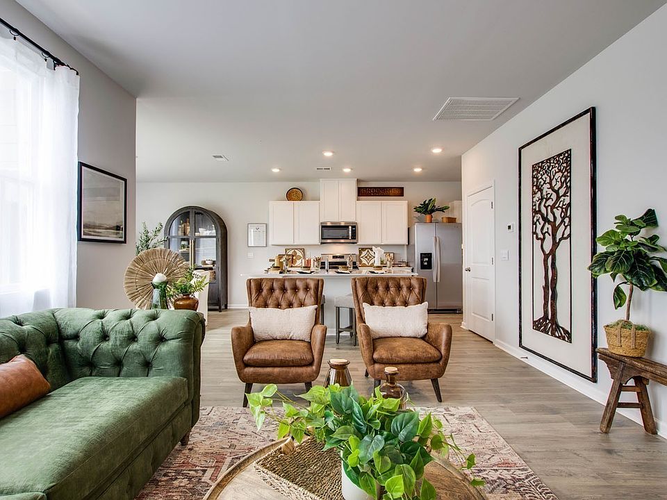 1st image of 5006 Hunters Village Dr