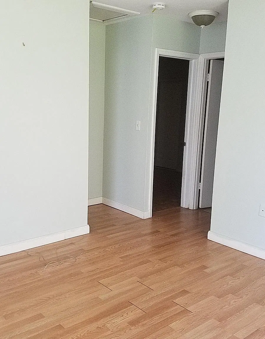 2 bed, 1000 sqft, $1,995 — Photo 3