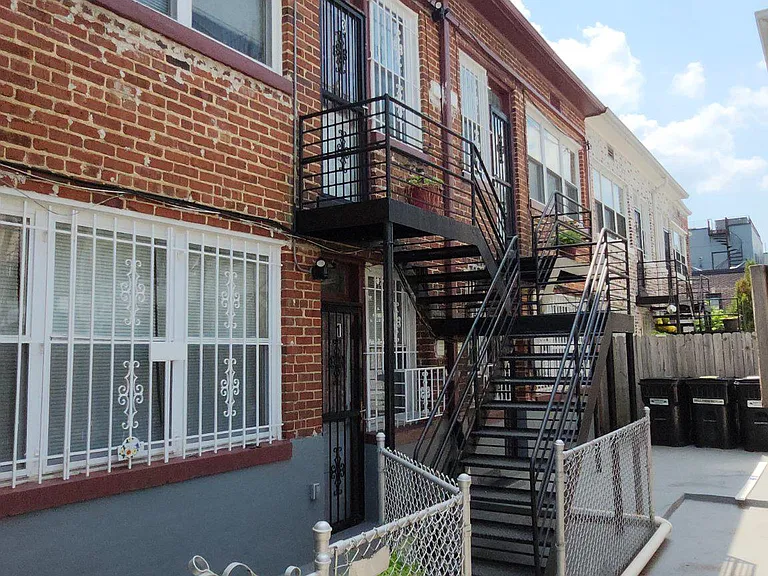 449 Manor Pl NW #1 — Photo 16