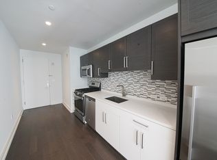 555 10th Ave APT 22G, New York, NY 10018