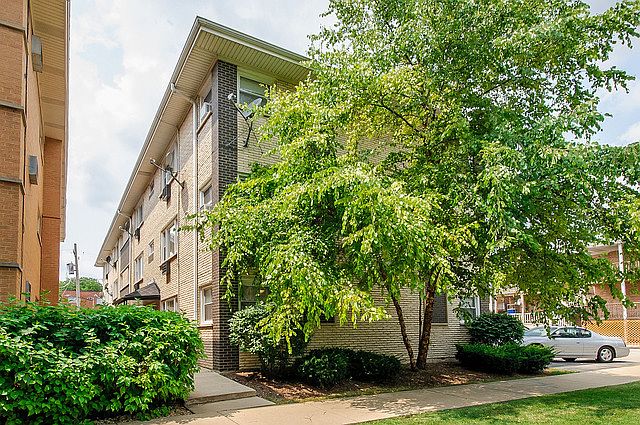 1st image of 33 Rockford Ave APT 2CE