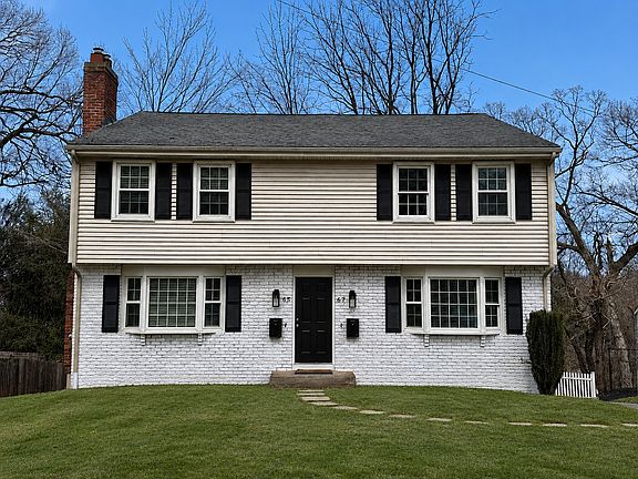 2nd image of 65 Linden St #65