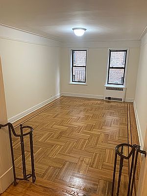 2nd image of 25 Cooper St APT 1B