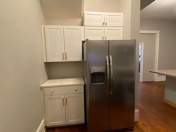 5th image of 1627 W Grace St APT 1