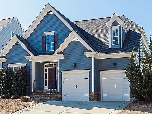 2nd image of 740 Minerva Dale Dr
