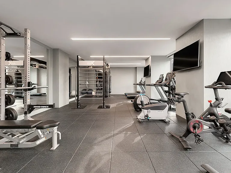 1399 Park Ave #Penthouse 23 — Photo 15
