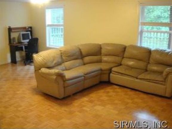 5th image of 7912 Diamond Springs Dr