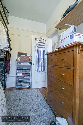 Rented by ZealEstate Group Inc | media 18