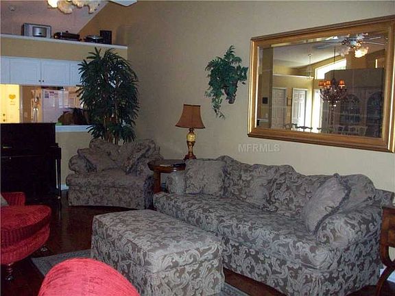 4th image of 2554 Estancia Blvd