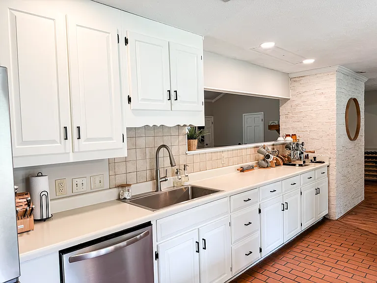 306 Oak Ridge Cir — Photo 14