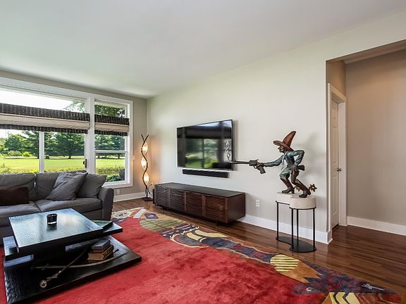3rd image of 3369 Clearbrook Grn #5