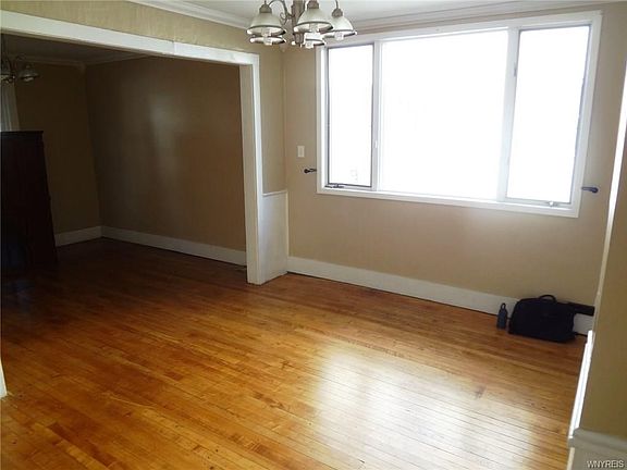 5th image of 21 Woodside Ave