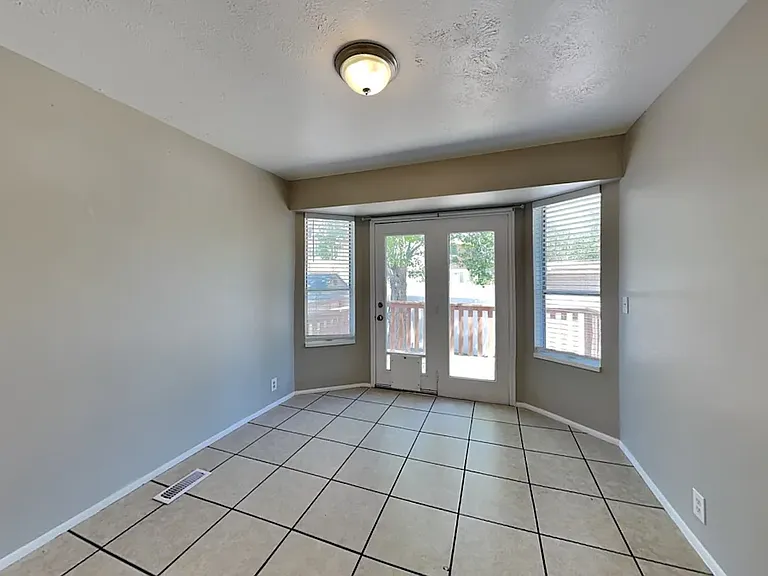 5024 W Shootingstar Ave — Photo 9