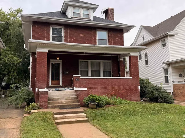 1027 N Institute Pl, Peoria, IL 61606