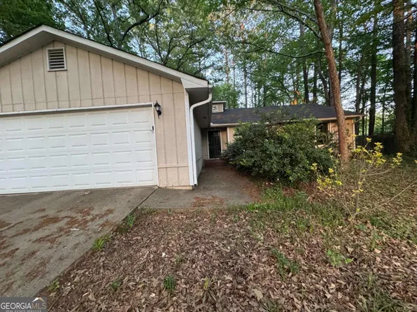 655 Raven Ct, Jonesboro, GA 30238