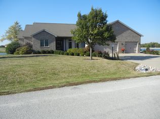 5865 Lakelynn Dr, Macon, IL